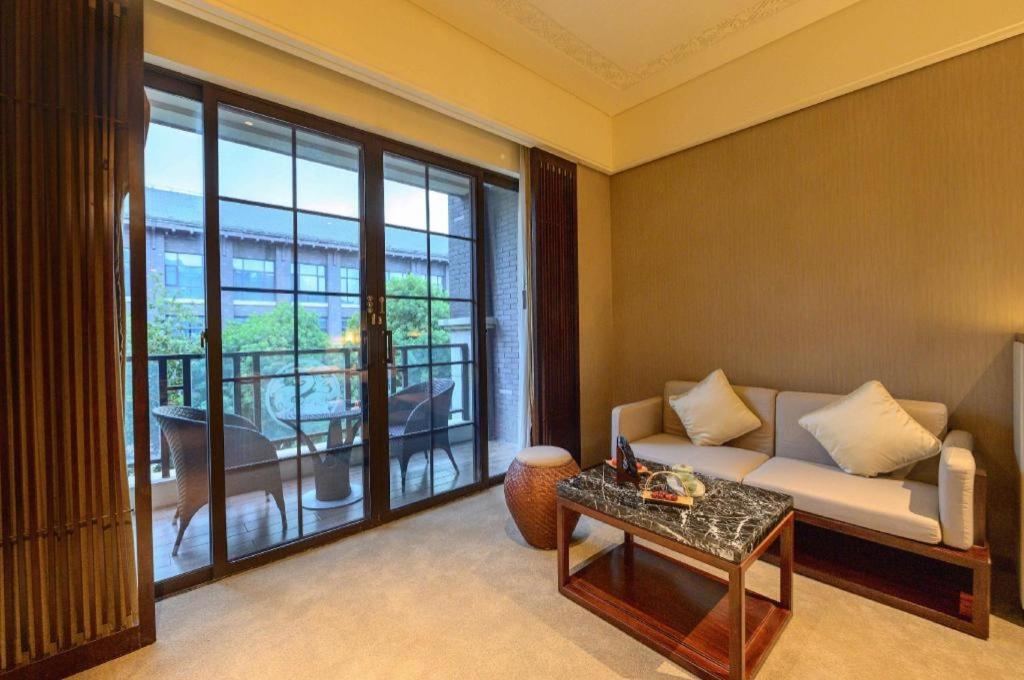 Tong Que Tai Jinling Hotel Tungling Kültér fotó