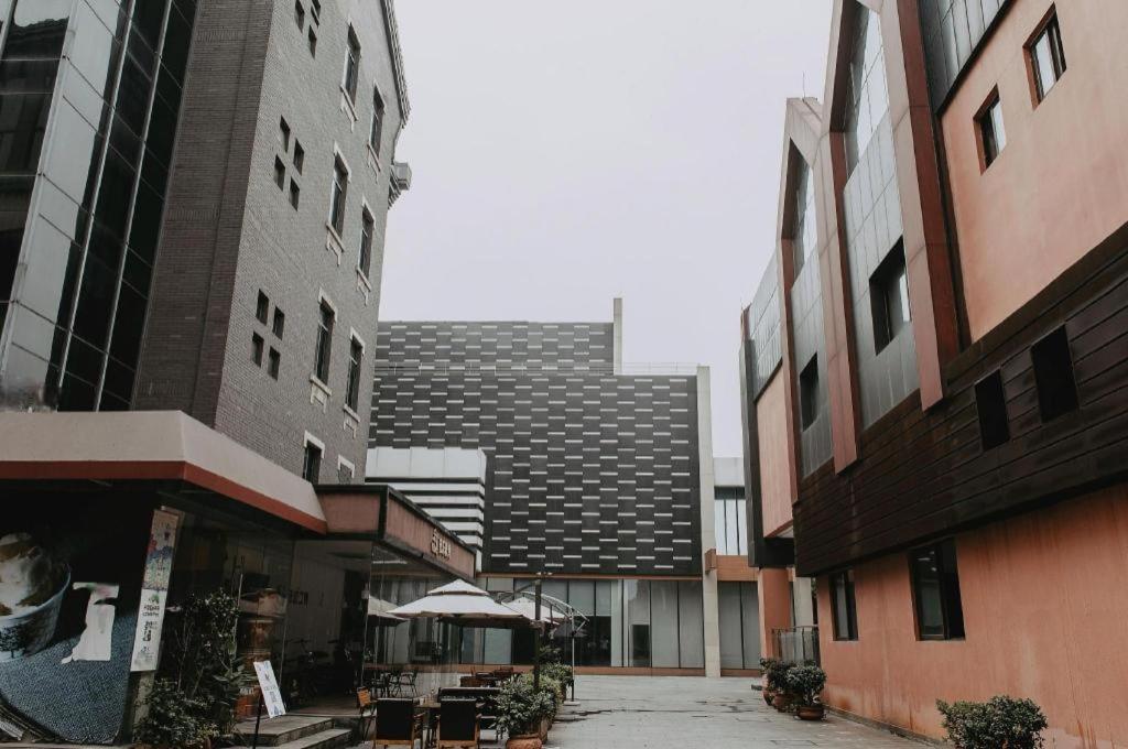 Tong Que Tai Jinling Hotel Tungling Kültér fotó